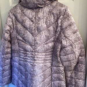 Bernardo Women's Snakeskin Puffer Jacket in Gray and Pink